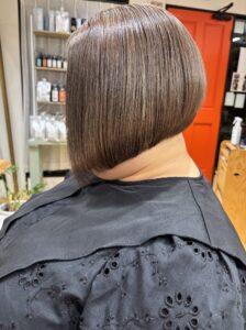 自然な白髪ぼかしハイライト（マンツーマン施術） 